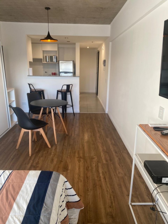 LOFT EXECUTIVE 